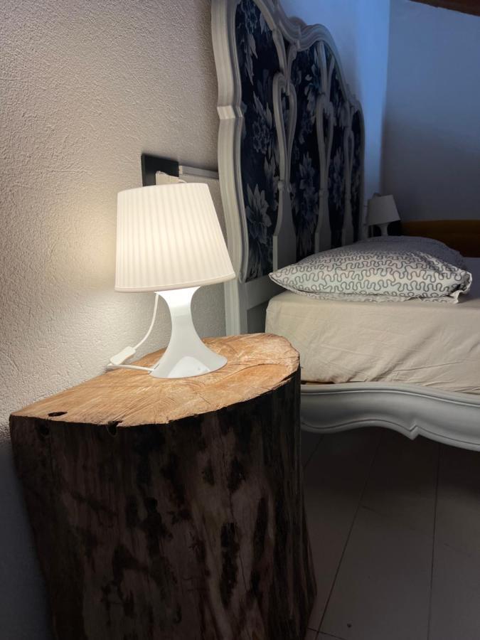Il Baco Da Seta Villa Manta Buitenkant foto