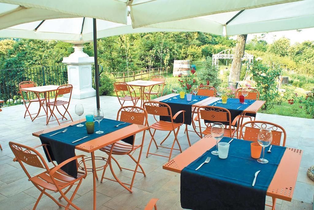 Il Baco Da Seta Villa Manta Buitenkant foto
