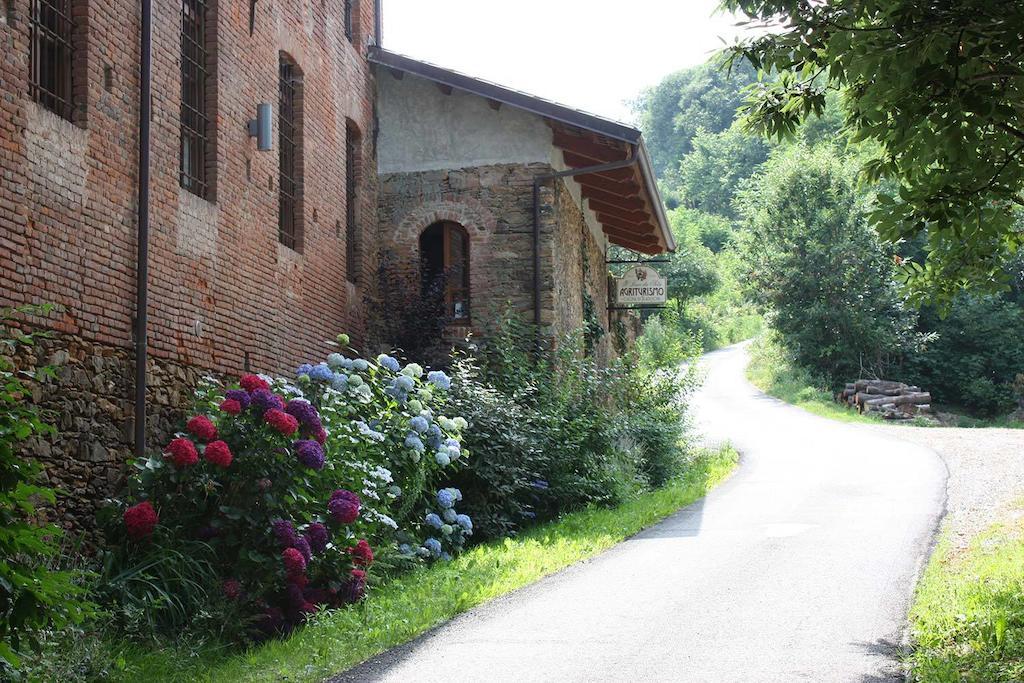 Il Baco Da Seta Villa Manta Buitenkant foto